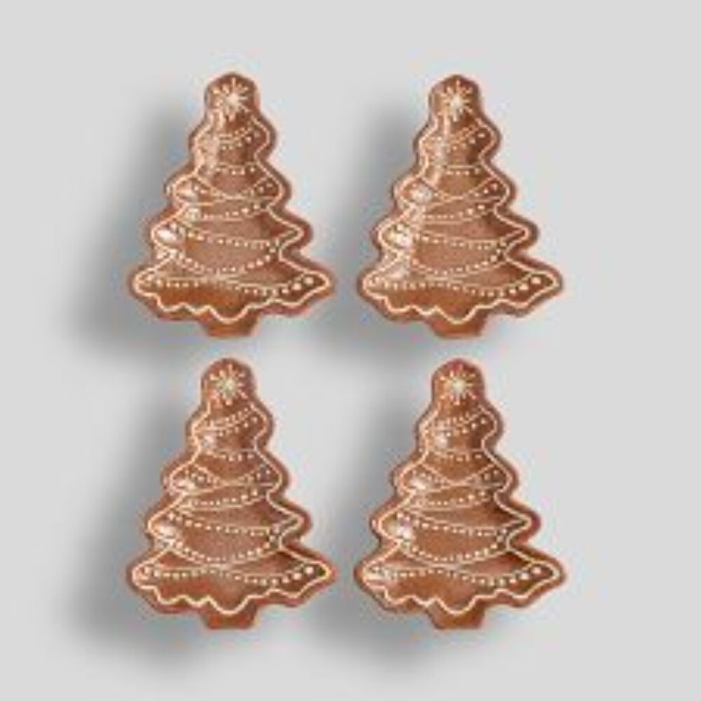 Pottery Barn Gingerbread Tree Handcrafted Stoneware Plates Set of Four New!